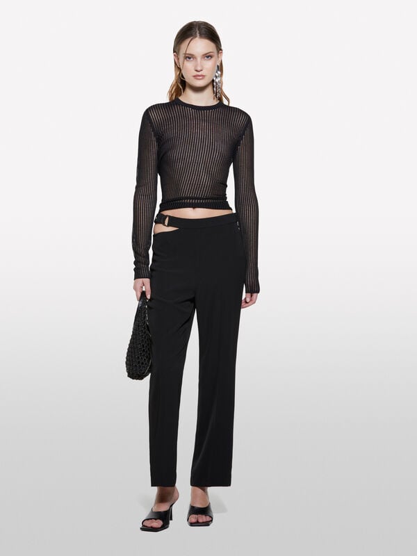 Calças pretas com corrente - calças slim-fit para mulher | Sisley
