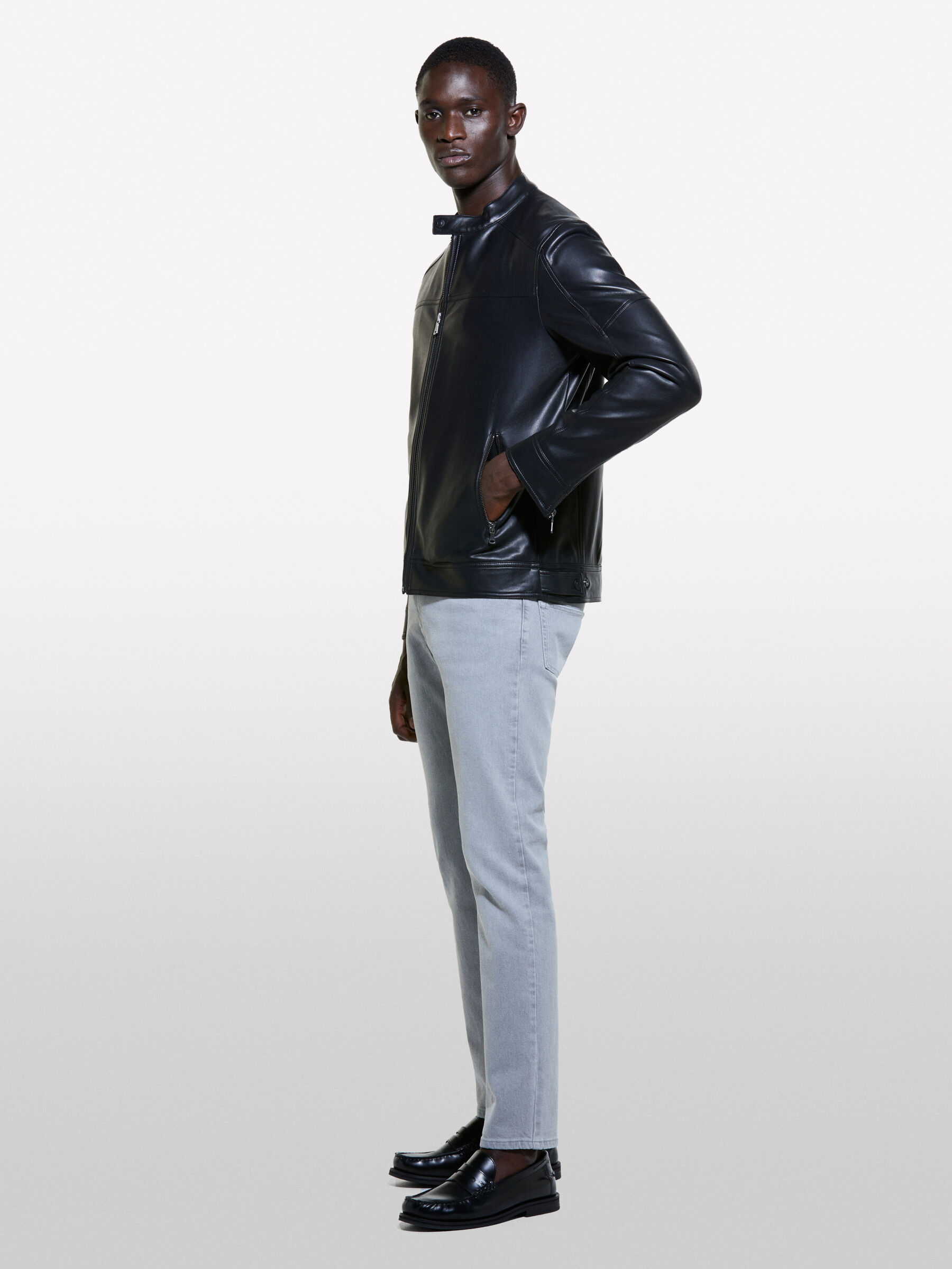 TROUSERS Homem image number null