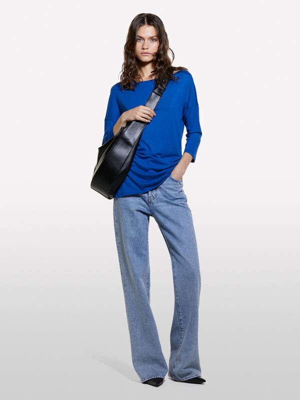 T-shirt azul com decote &agrave; barco - t-shirt de manga comprida para mulher | Sisley