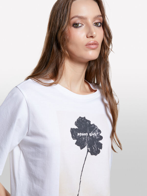 T-shirt branca com estampa flor - t-shirt de manga curta para mulher | Sisley