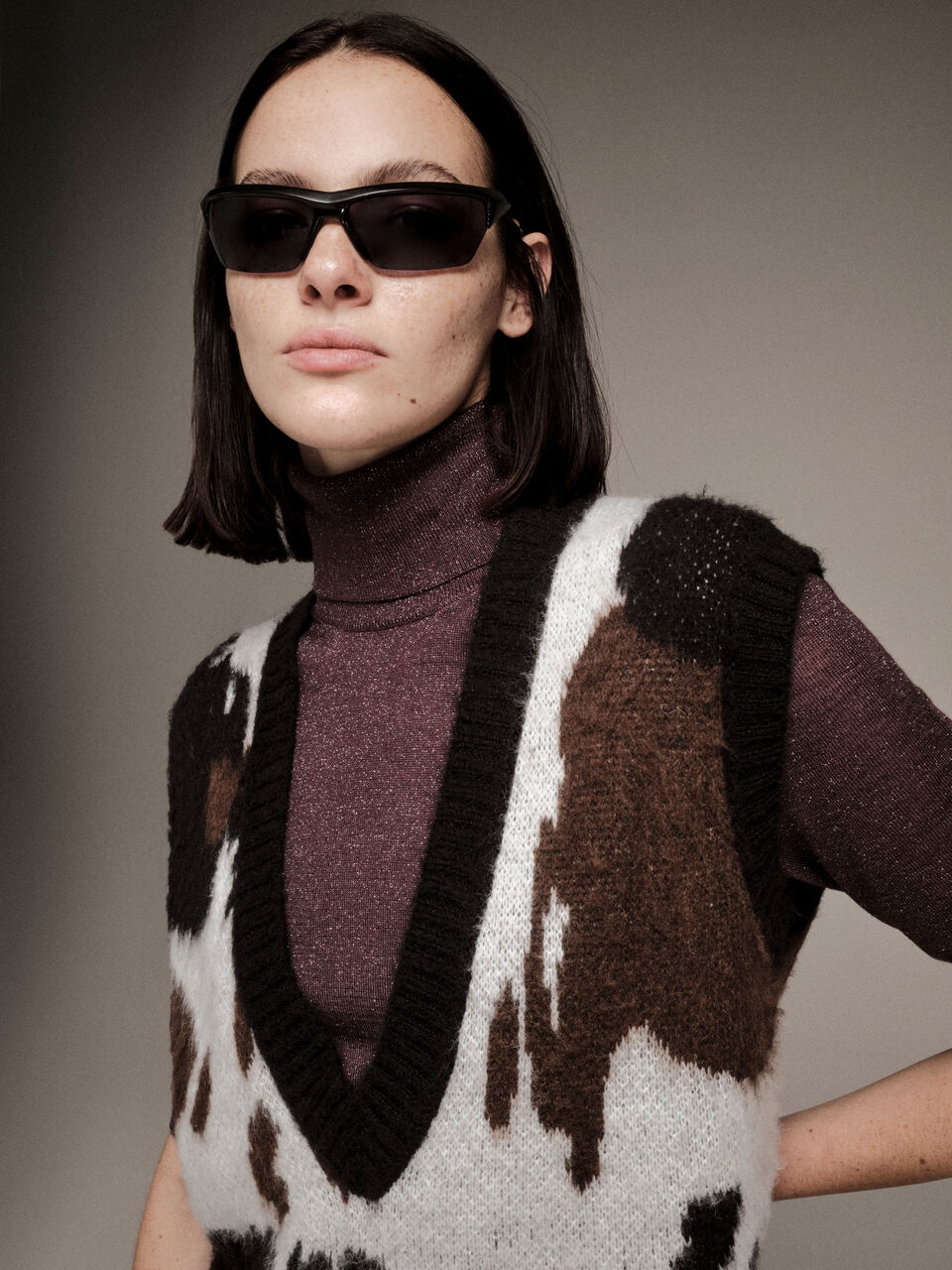 S/L V NECK SWEATER Mulher image number null