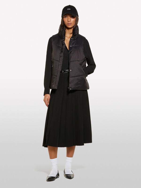 Colete preto acolchoado - coletes para mulher | Sisley