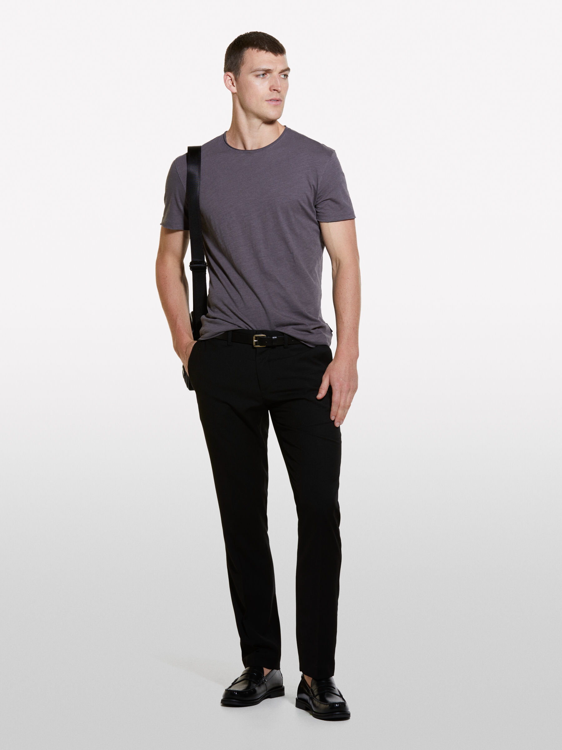 T-SHIRT Homem image number null