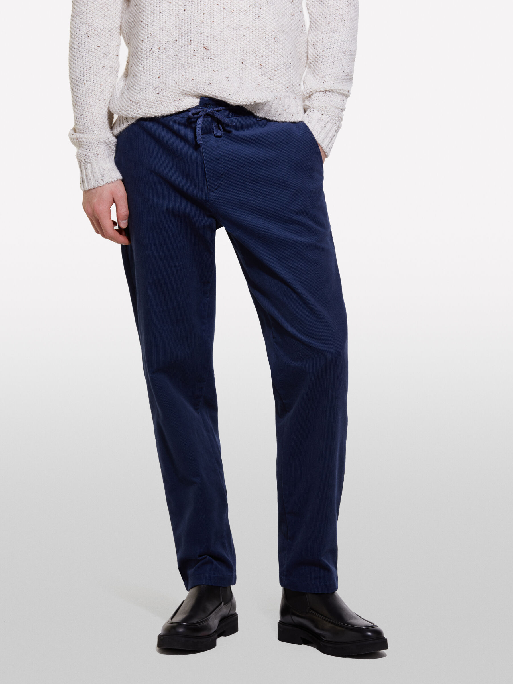 TROUSERS Homem image number null