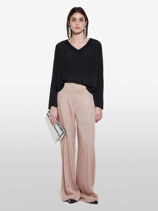 Blusa preta com decote à barco - blusas para mulher | Sisley