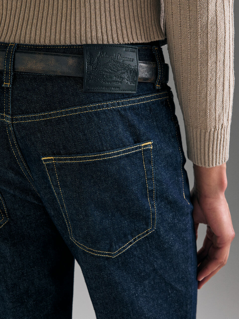 TROUSERS Homem image number null