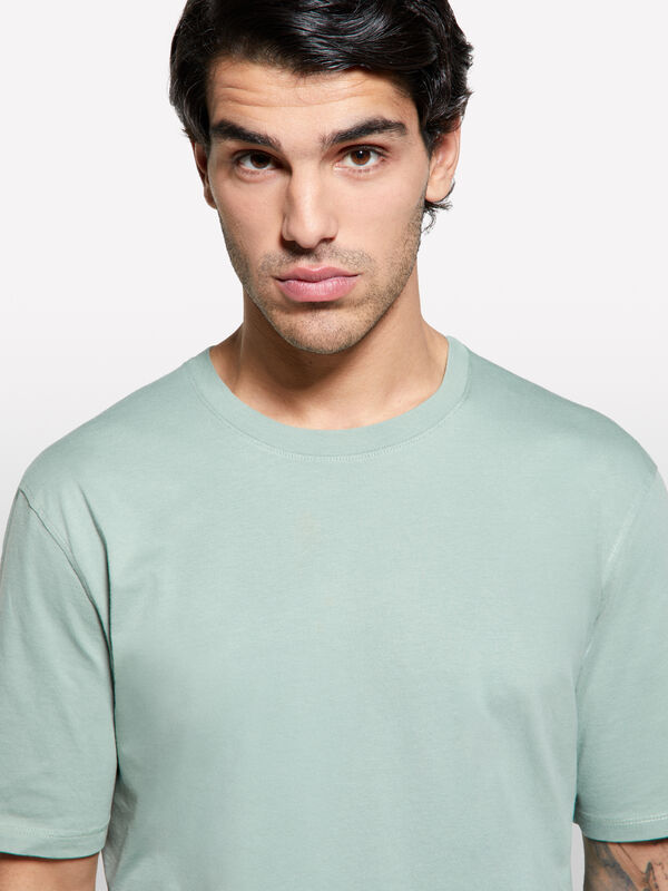 T-shirt de manga curta regular fit verde escuro - t-shirt de manga curta para homem | Sisley
