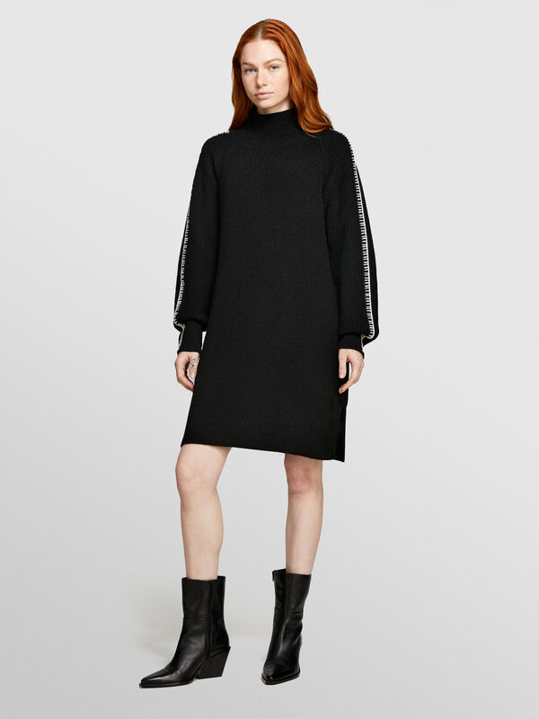 Vestido de malha preto com contraste - vestidos curtos para mulher | Sisley