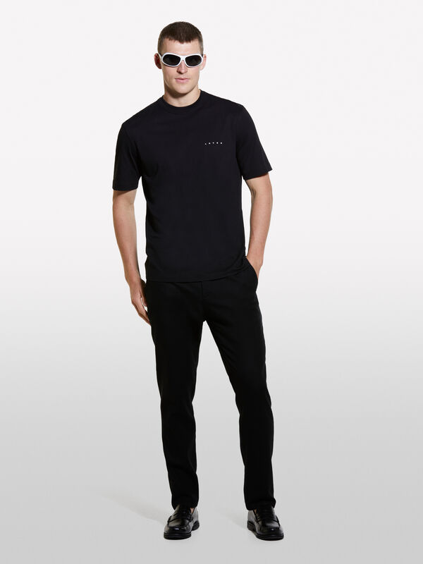 T-shirt preta com estampa 100% algodão orgânico - t-shirt de manga curta para homem | Sisley