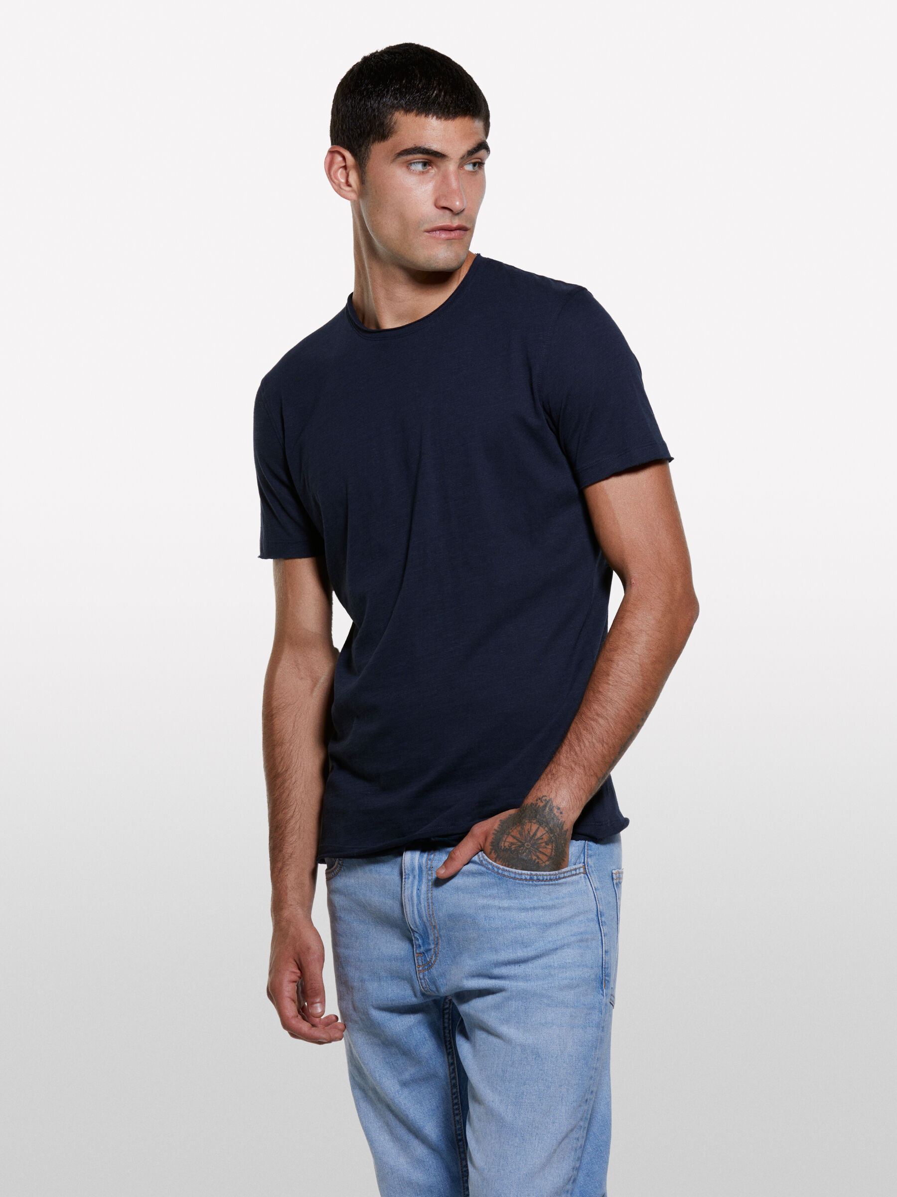 T-SHIRT Homem image number null