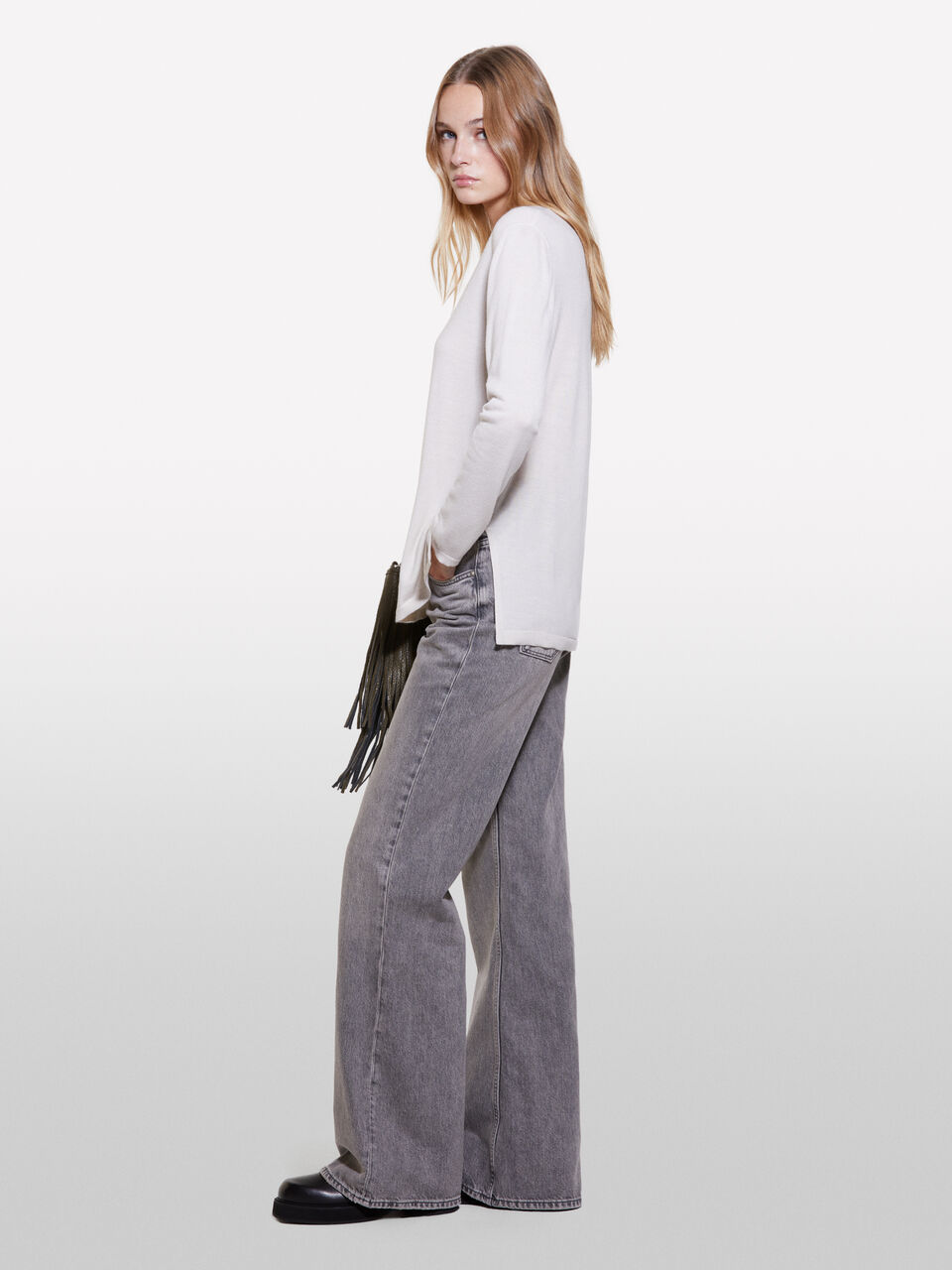 V NECK SWEATER L/S Mulher image number null