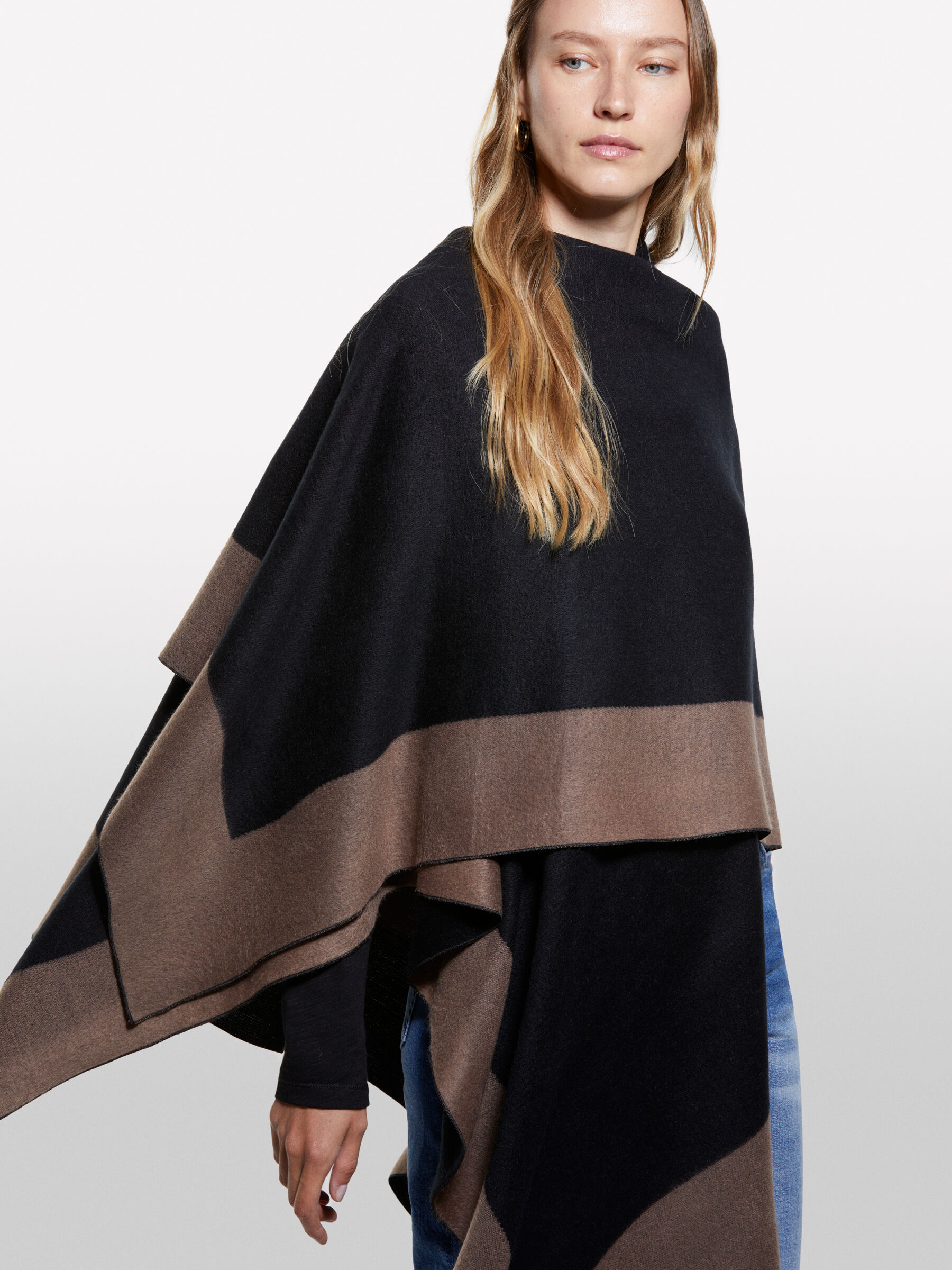 CAPE Mulher image number null