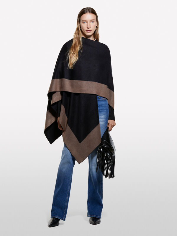 Capa preta com contraste - ponchos, capas para mulher | Sisley