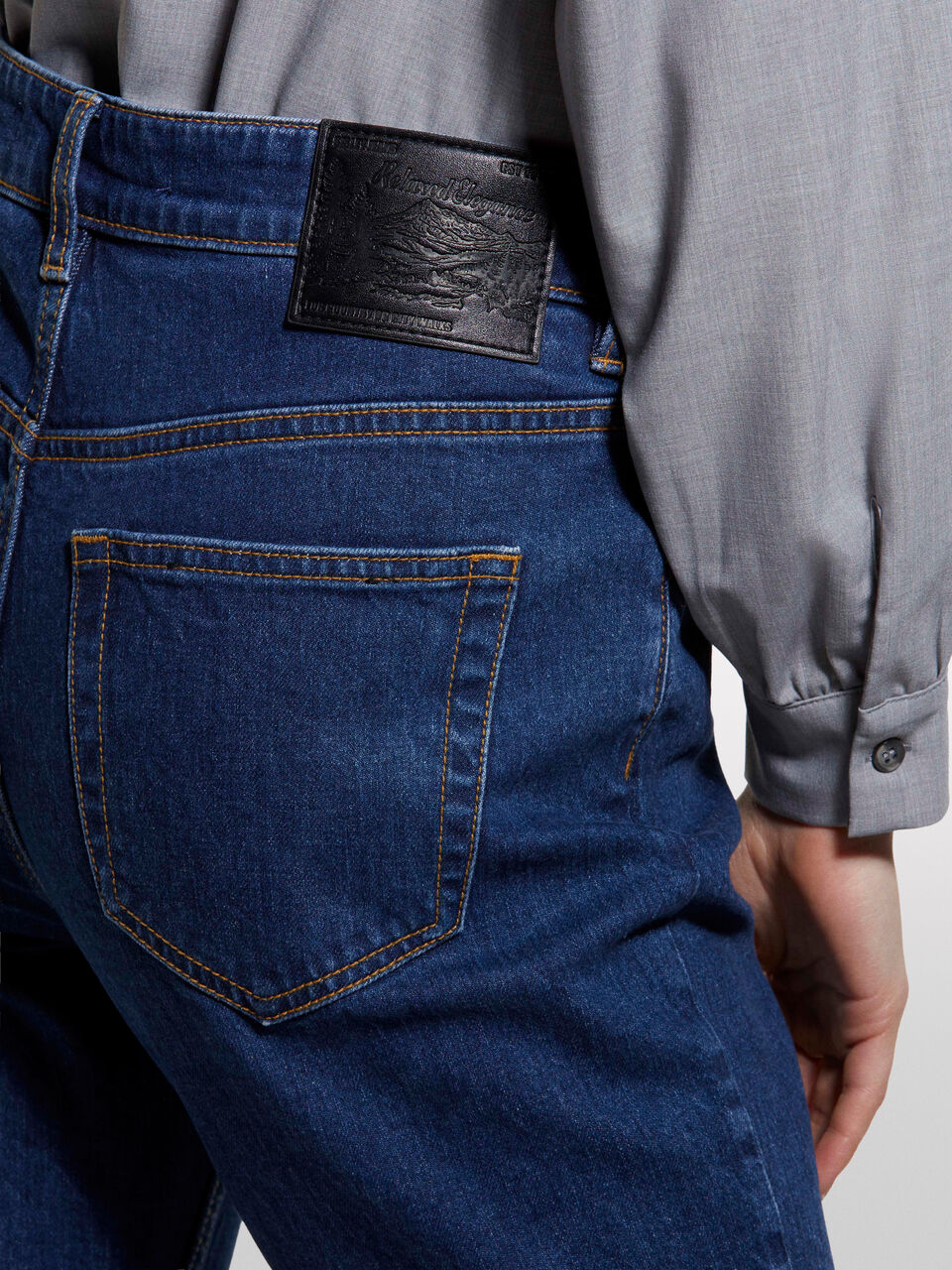 TROUSERS Mulher image number null