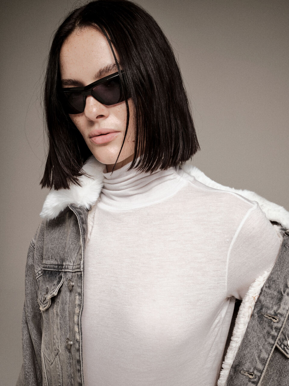 TURTLE NECK SWEATER Mulher image number null