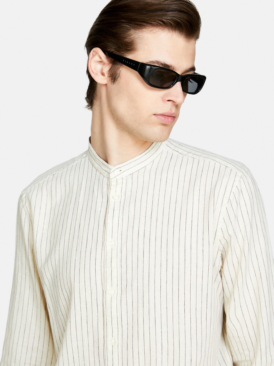 Camisa gola coreana