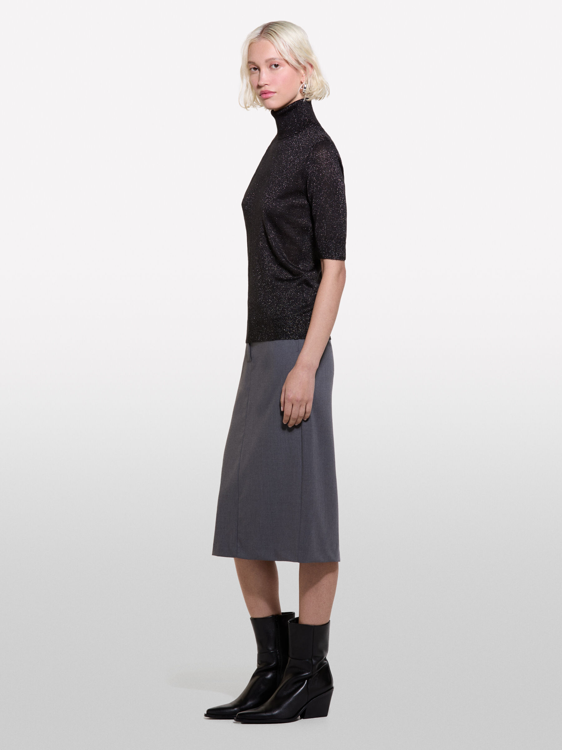 TURTLE NECK SWEATER Mulher image number null