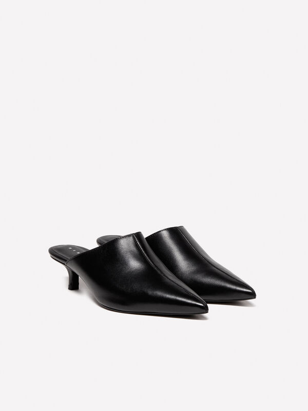 Sabot preto em 100% pele - sapatos com salto mulher | Sisley