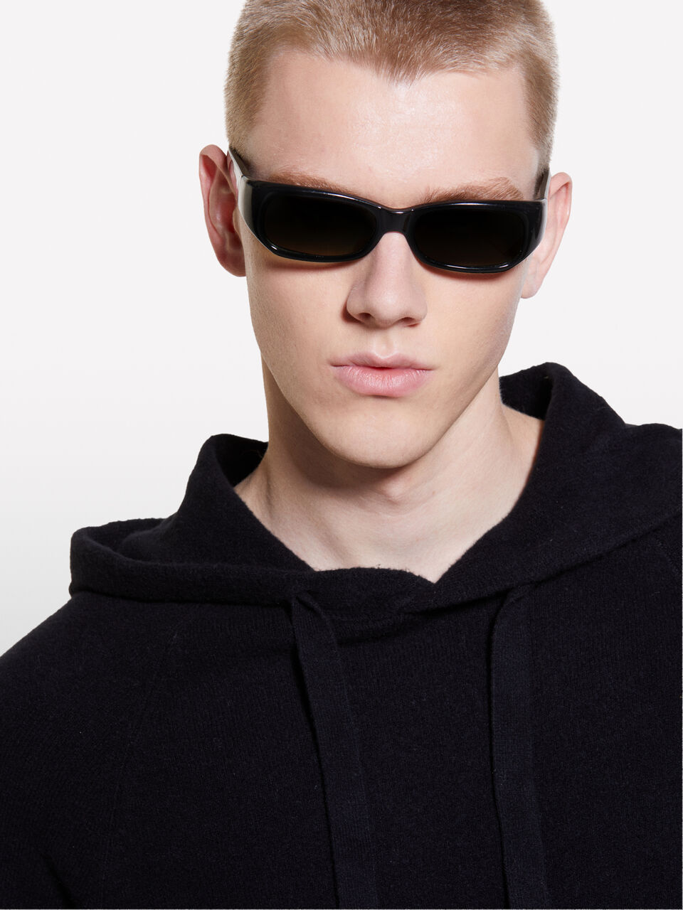 SWEATER W/HOOD Homem image number null