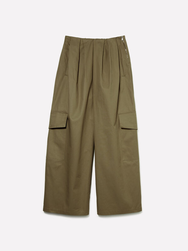 Calças cargo verde militar com pregas - calças joggers para mulher | Sisley