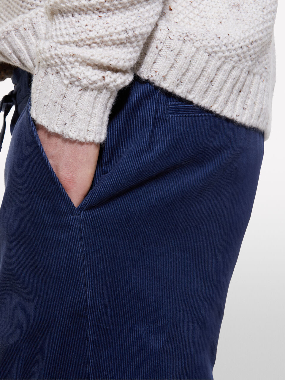 TROUSERS Homem image number null