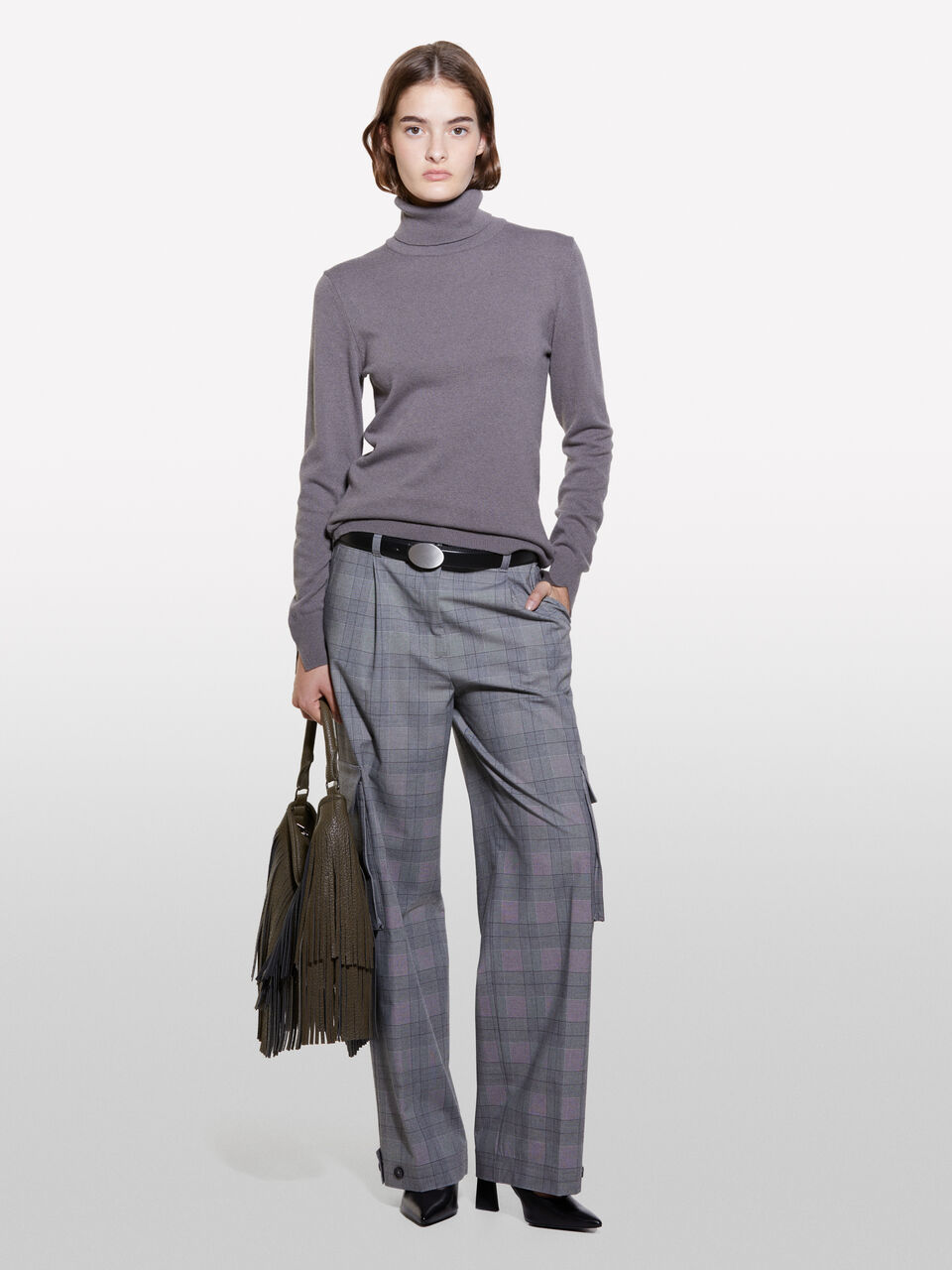 TURTLE NECK SWEATER Mulher image number null