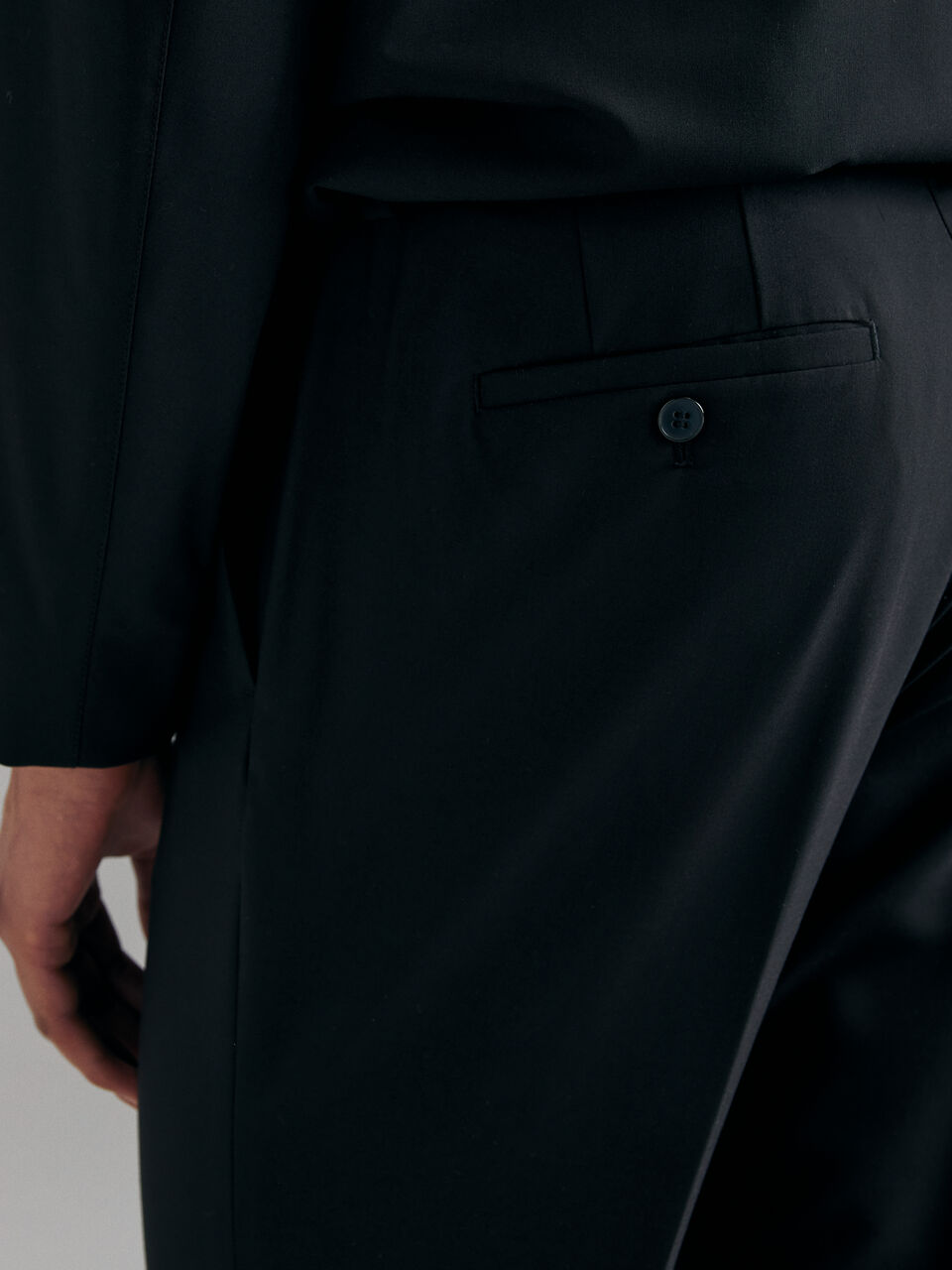 TROUSERS Homem image number null