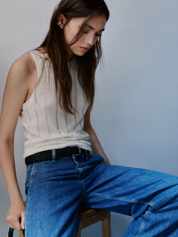 Top branco slim fit em canelado - tops para mulher | Sisley