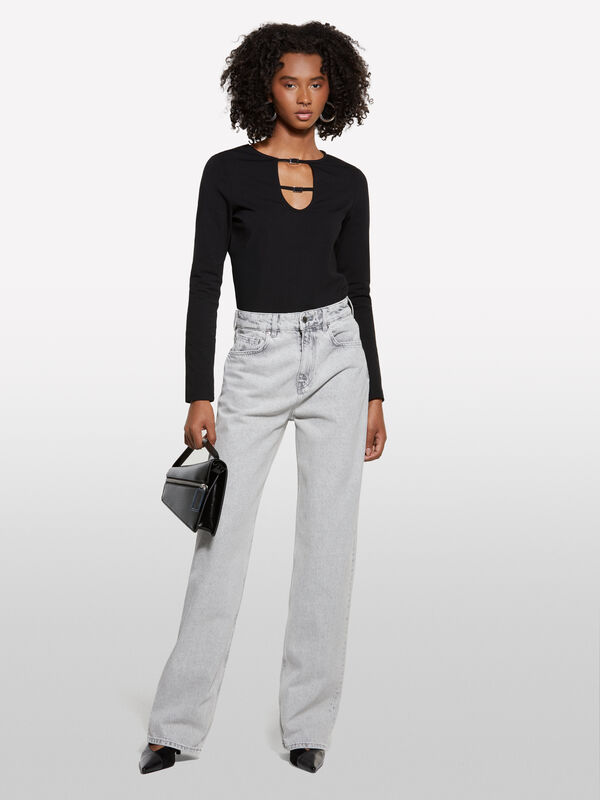 T-shirt preta com cut-out T-shirt preta com cut-out - t-shirt de manga comprida para mulher | Sisley