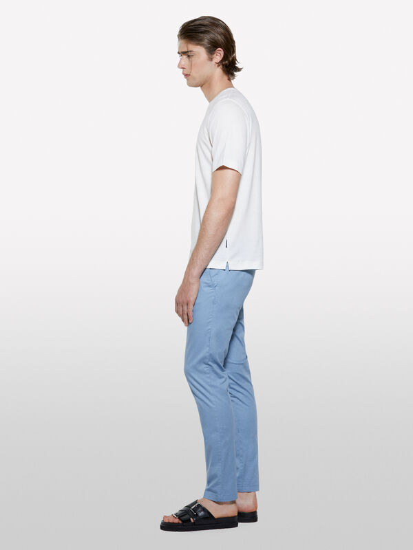 Calças chino azul-claro slim fit - calças slim para homem | Sisley