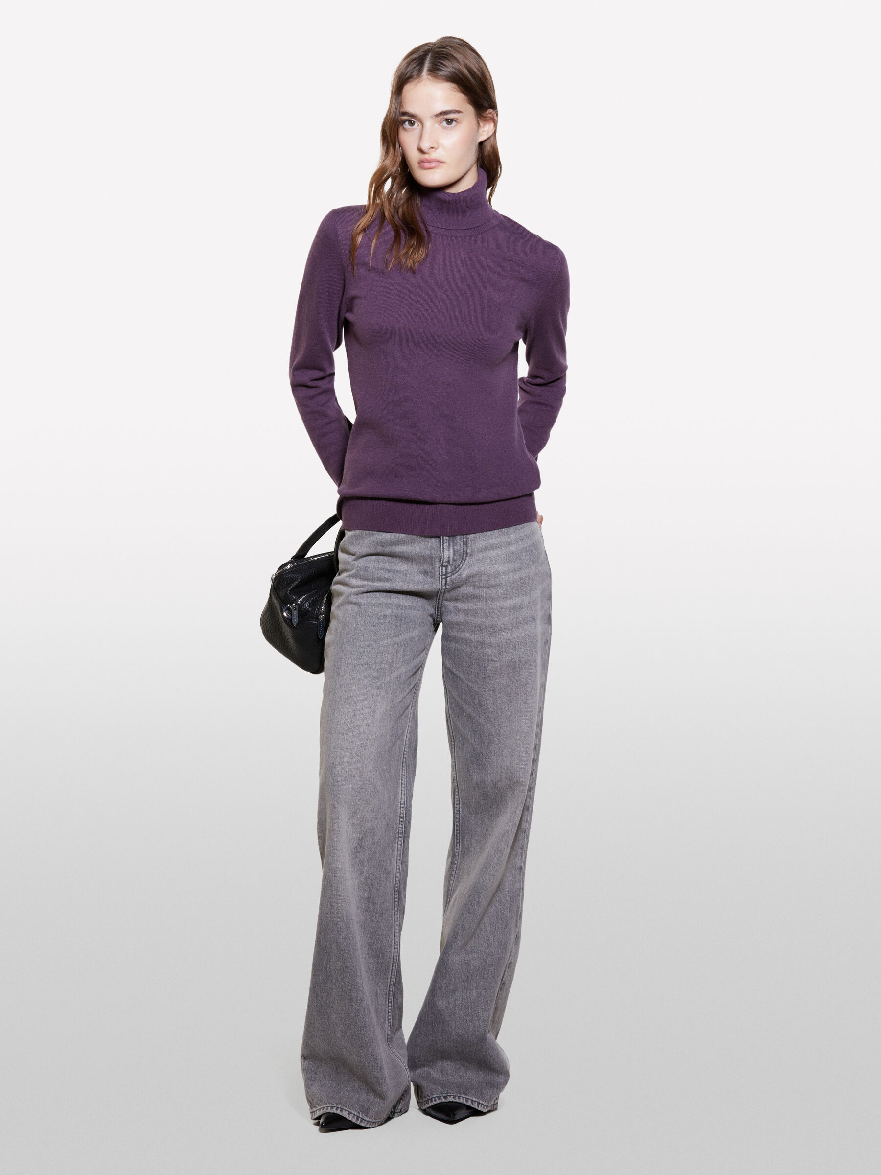 TURTLE NECK SWEATER Mulher image number null