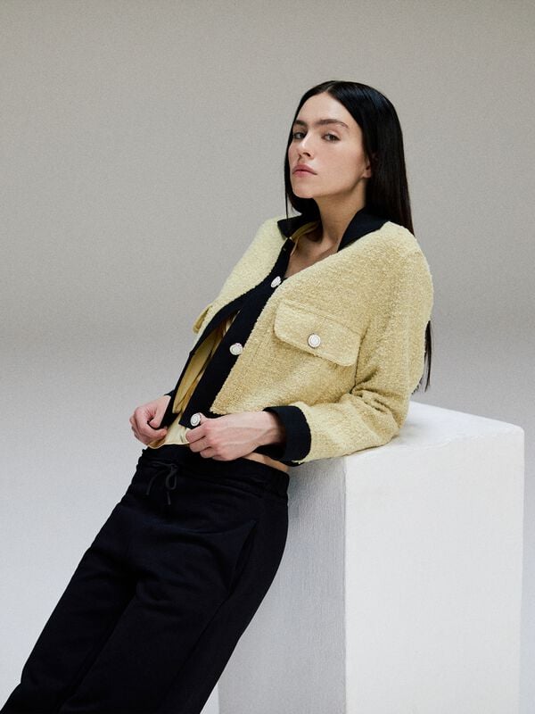 Casaco bouclé com contraste - blusões e casacos para mulher | Sisley