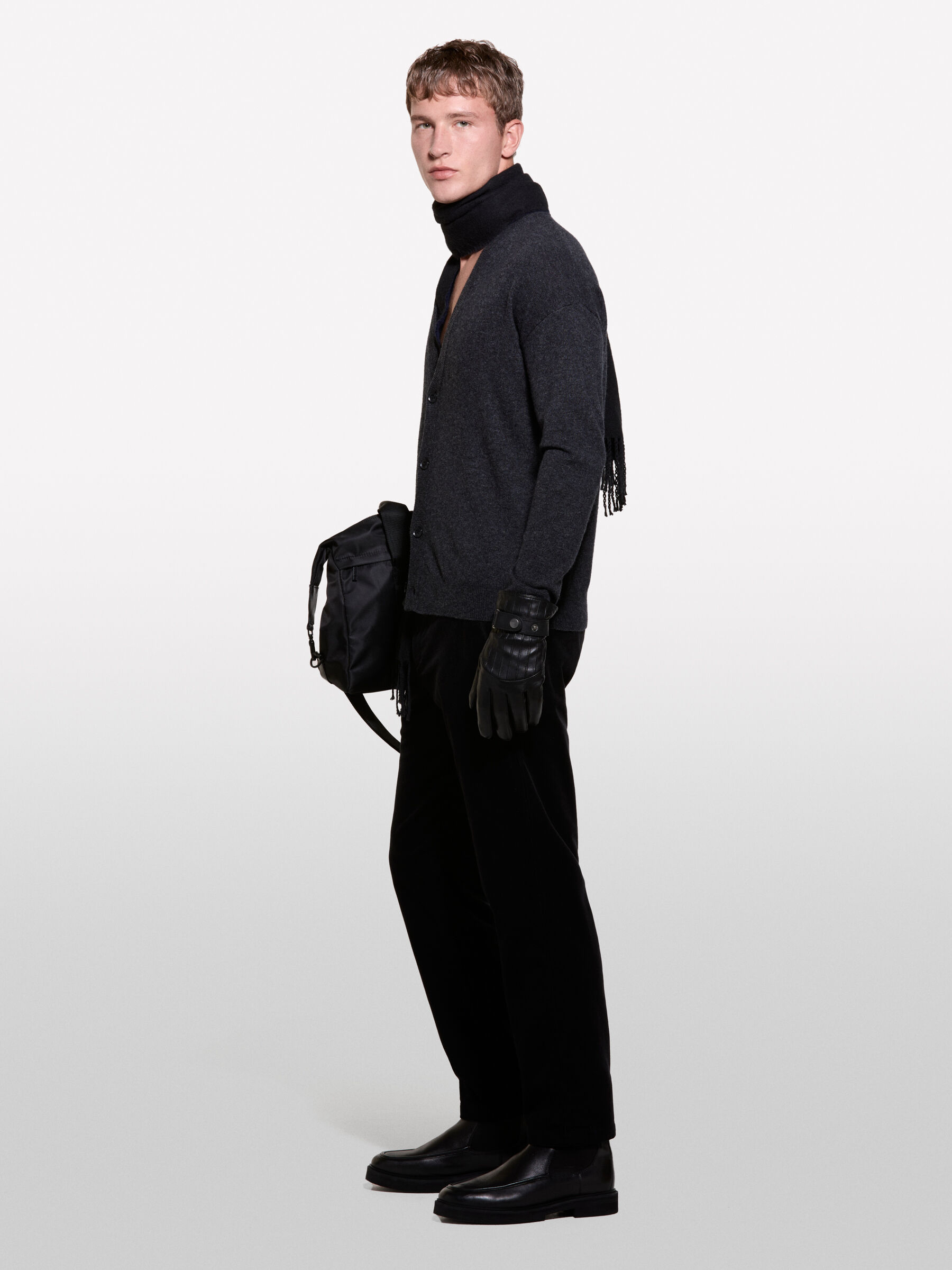 TROUSERS Homem image number null