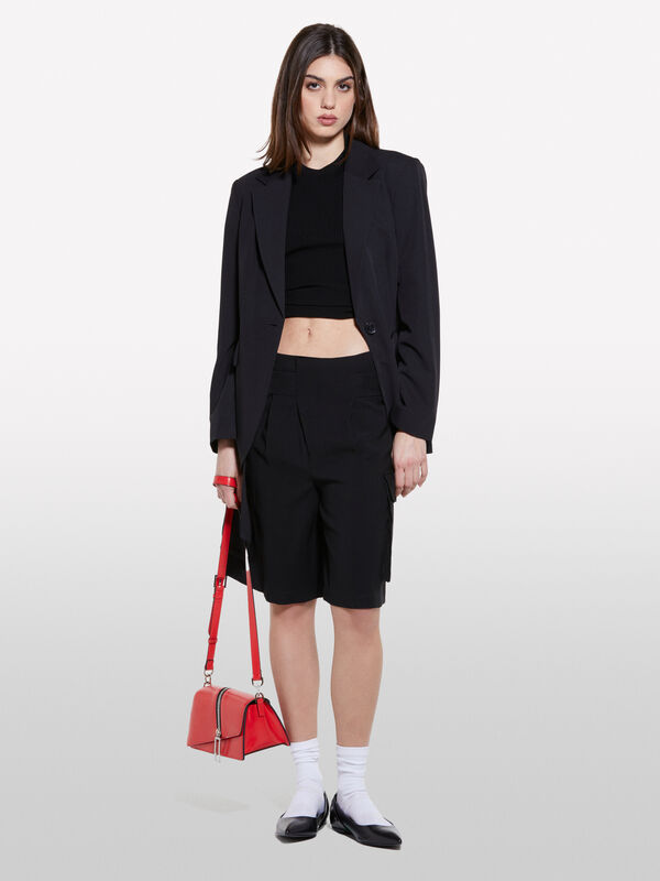 Bermudas pretas com bolsos - calças calções para mulher | Sisley