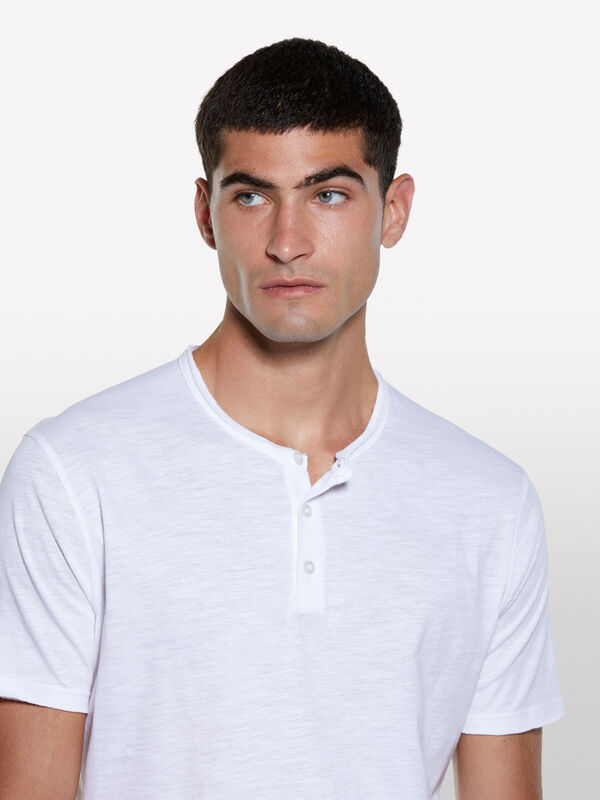 T-shirt carcela de botões branca - t-shirt de manga curta para homem | Sisley