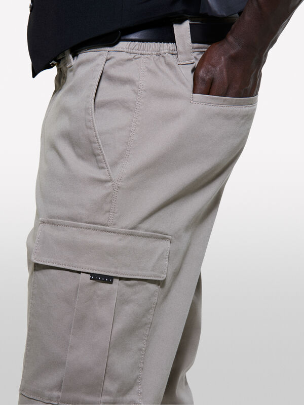 Cargo marrom slim comfort fit - cal&ccedil;as cargo para homem | Sisley