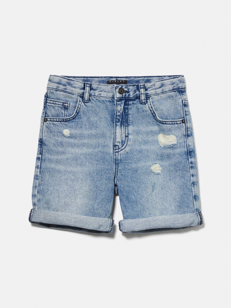 Bermudas de jeans com rasgos