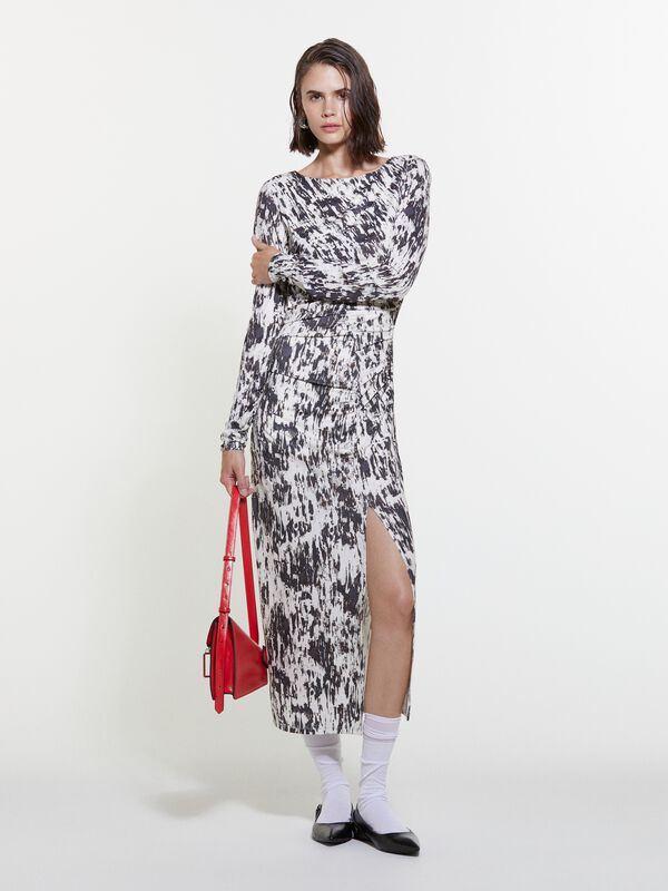 Vestido ajustado com racha - vestidos midi para mulher | Sisley