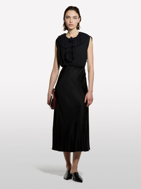 Vestido longuette preto - vestidos midi para mulher | Sisley