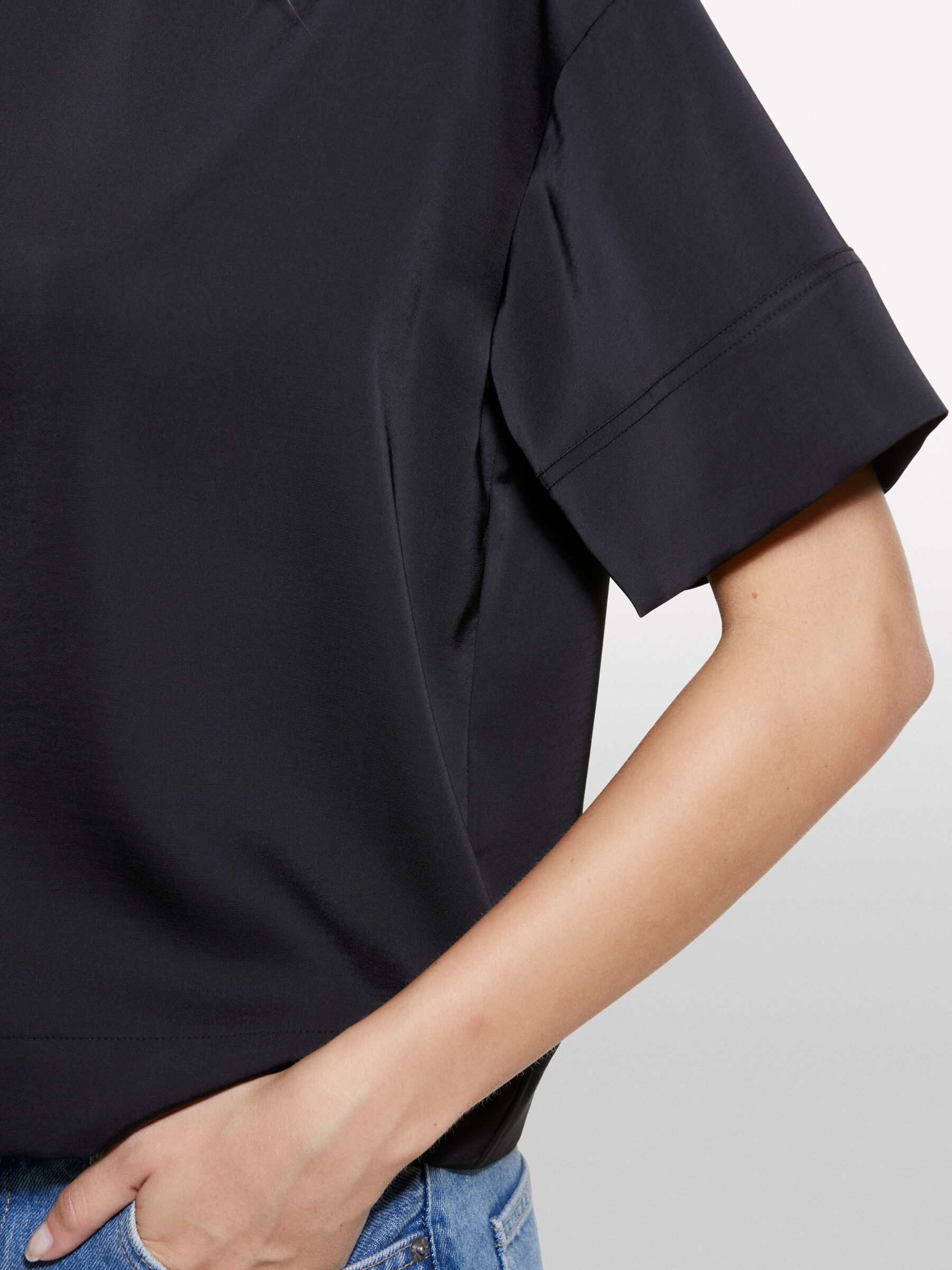 BLOUSE Mulher image number null