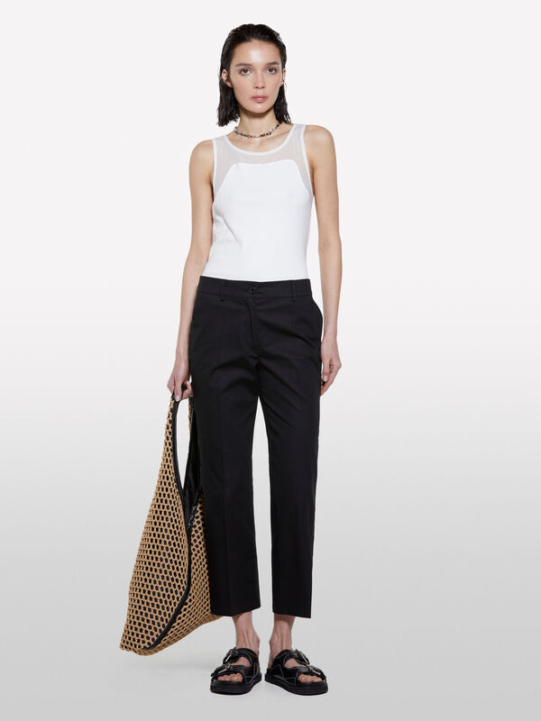 Calças pretas flare fit - calças flare para mulher | Sisley
