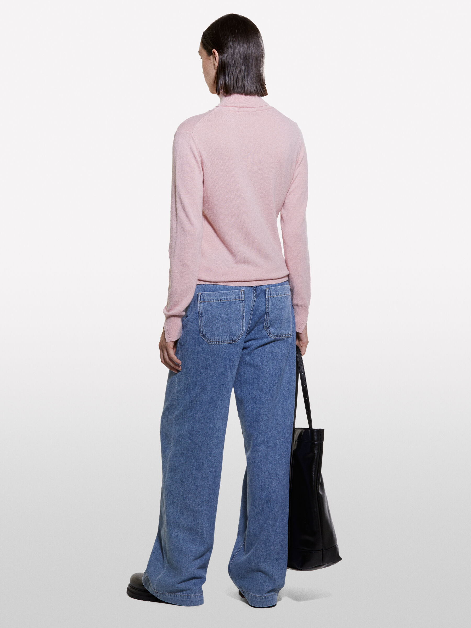 TURTLE NECK SWEATER Mulher image number null