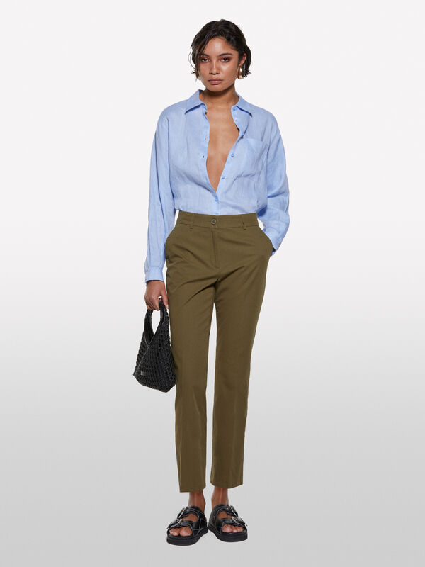 Calças verde militar flare fit - calças flare para mulher | Sisley