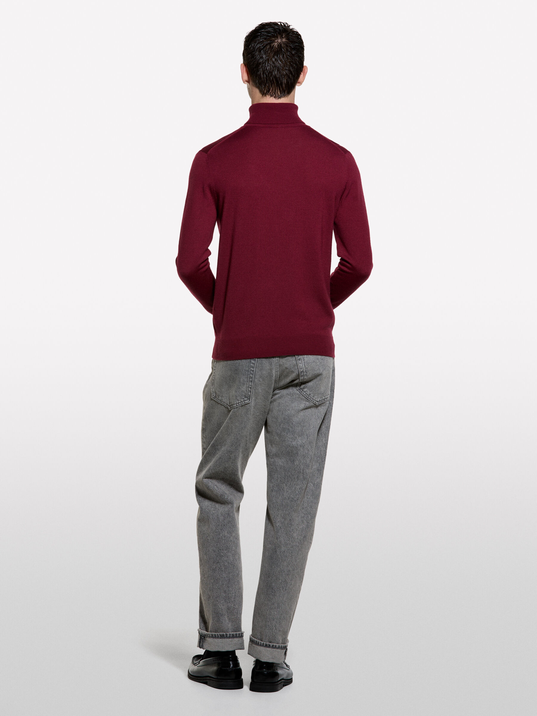 TURTLE NECK SWEATER Homem image number null