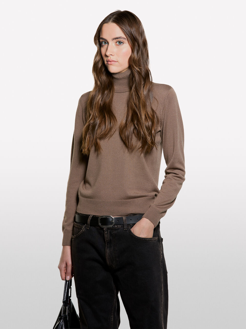 TURTLE NECK SWEATER Mulher image number null