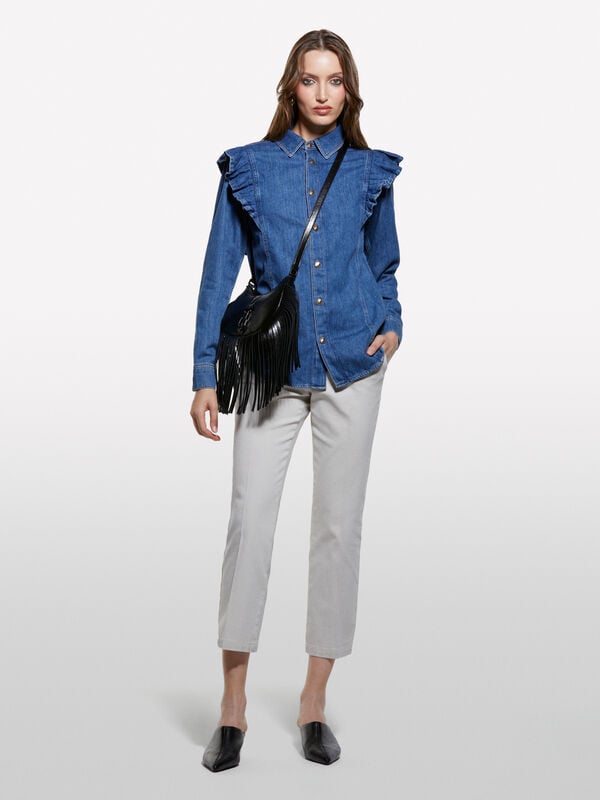 Camisa de jeans azul com folho Camisa de jeans azul com folho - camisas para mulher | Sisley