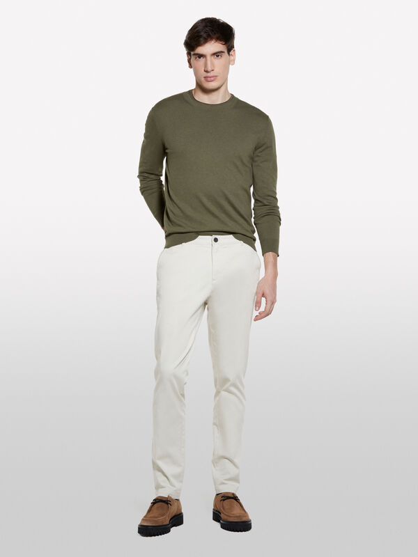 Calças chinos slim fit bege claro - calças chinos para homem | Sisley