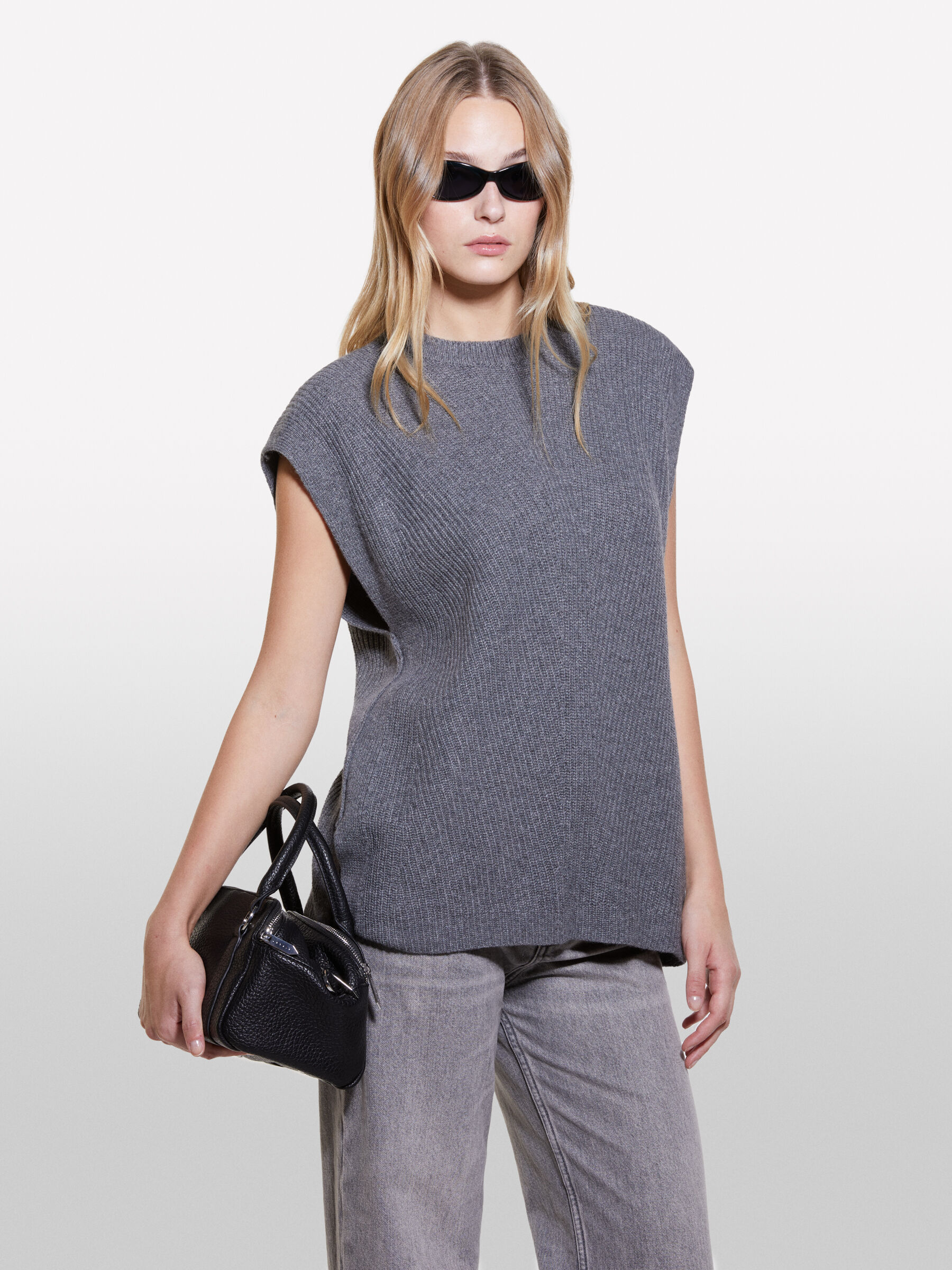 TURTLE NECK SWEATER Mulher image number null