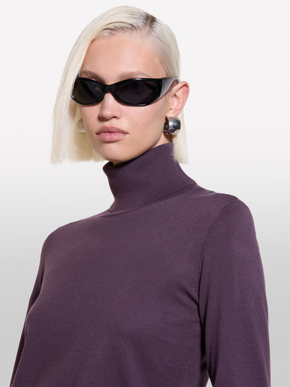 TURTLE NECK SWEATER Mulher image number null