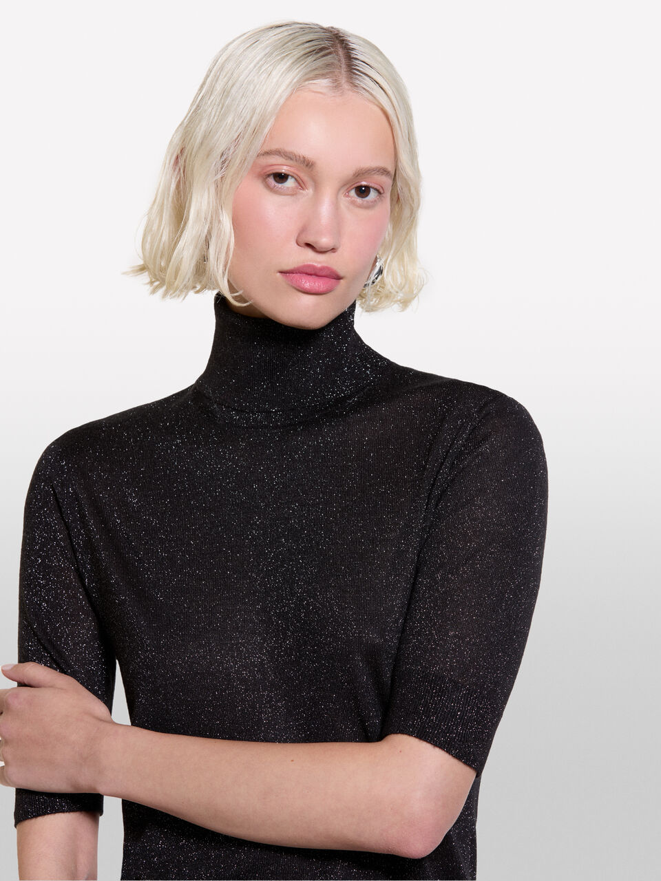 TURTLE NECK SWEATER Mulher image number null